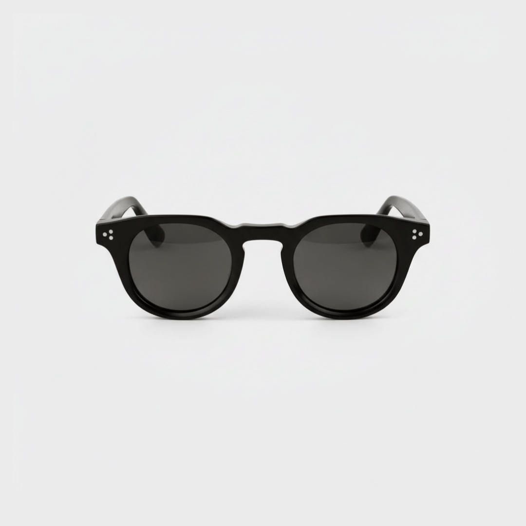 Noir Stud - 100_cec1139c-dac0-437c-938c-53eaaddd30b8