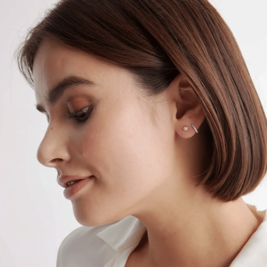 Earring - 43_46e51190-4a51-4f55-8768-31b08eeb0243