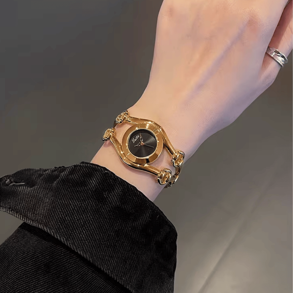 Retro Gold Quartz Watch - 441