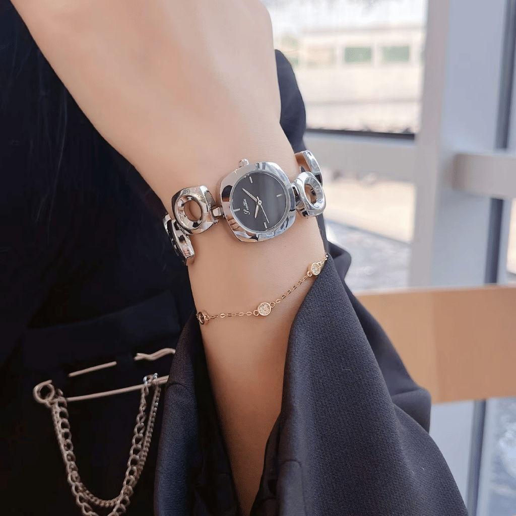 Hooped Gold Quartz Watch - 456