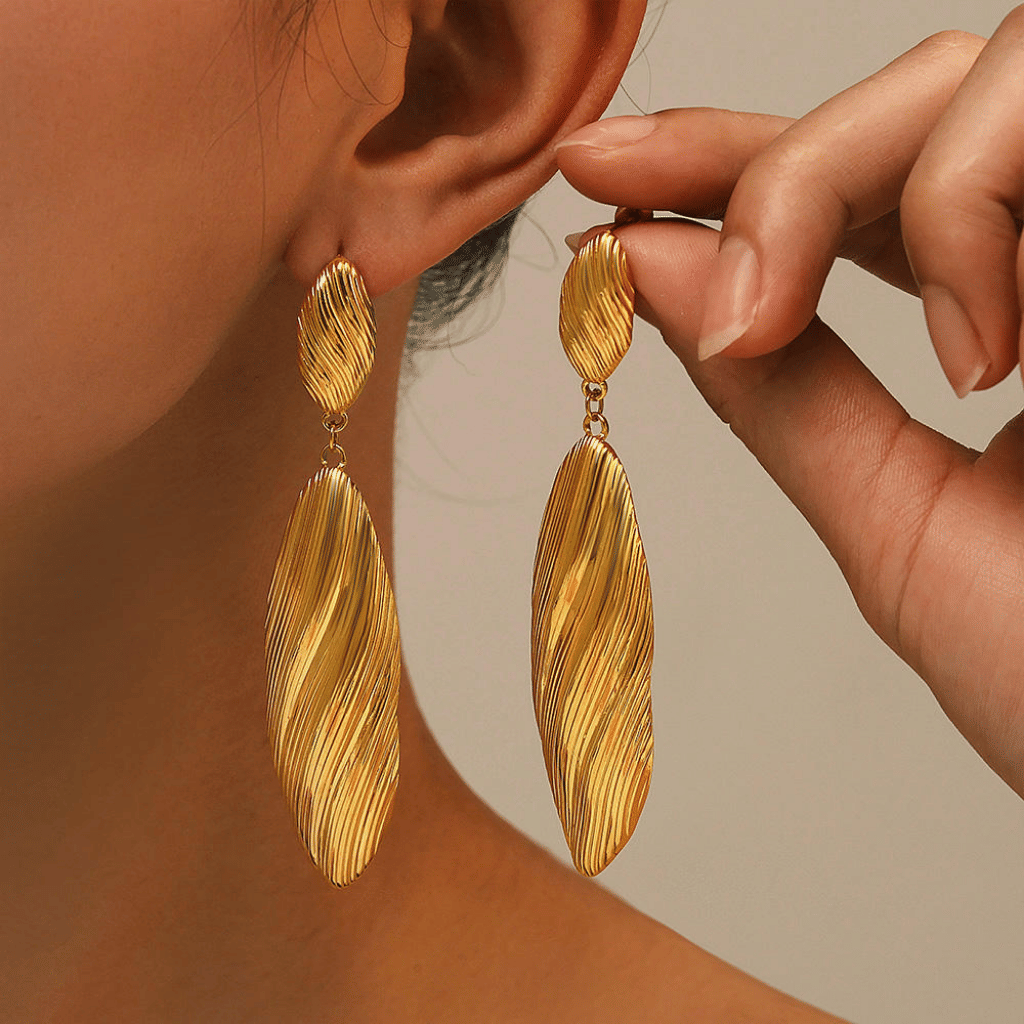 Jewlery - 70_333bbf63-2fe9-40e1-9cb4-3d7df129dd61