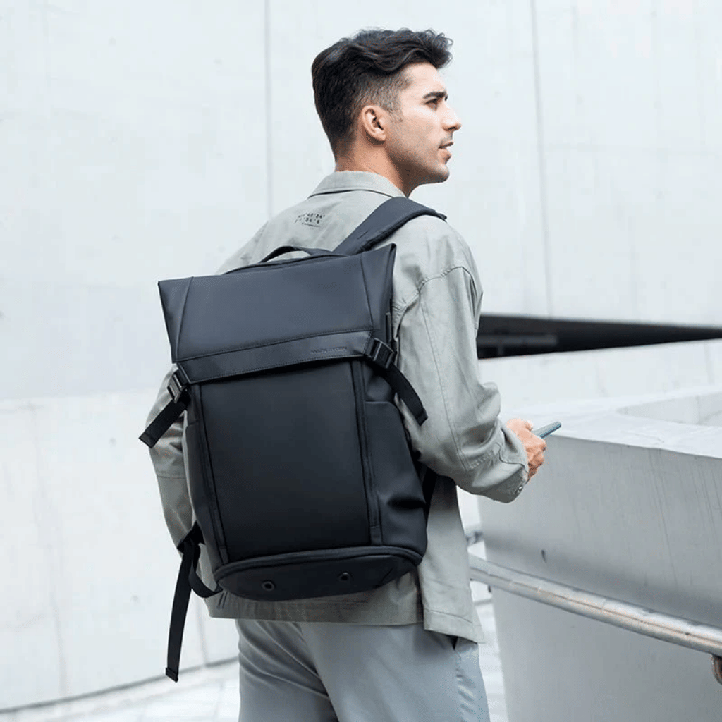 Helix Backpack x MR - 74_06a92767-2a29-46ee-ae49-db766bf8d58a