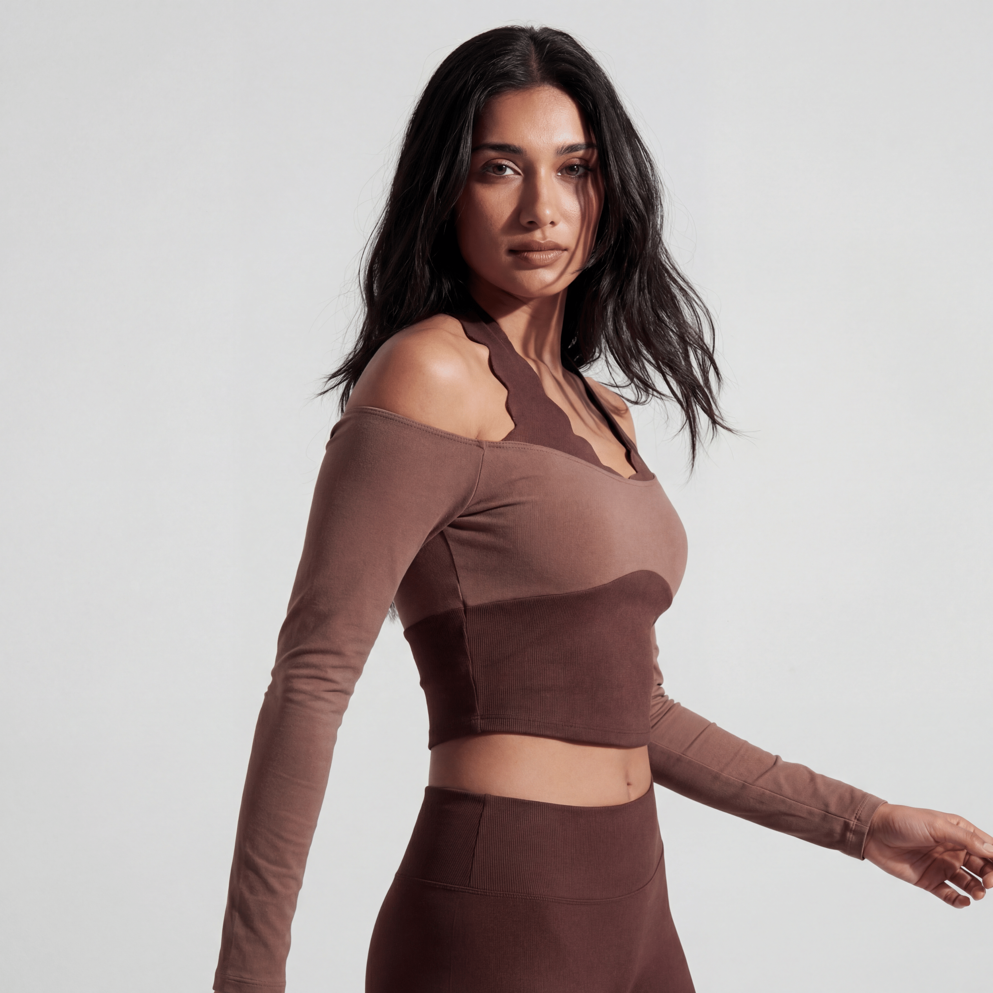 Velora Scallop Top - 81_6f0fa0ce-c67e-41af-b14b-c2f5f8d062b9