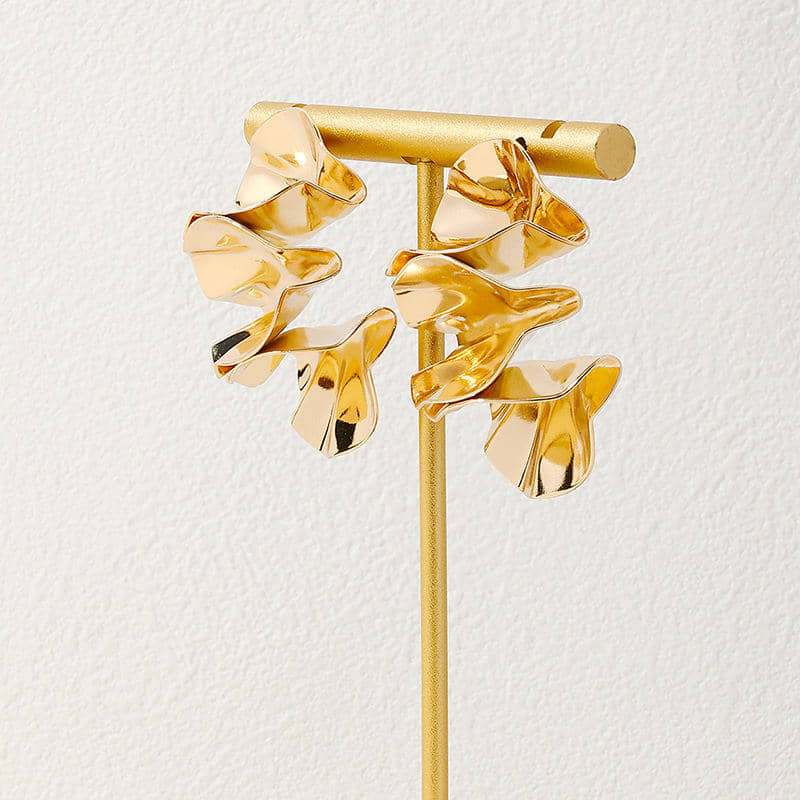 18K Sculpted Wave Earrings - H0531ad3a29d24d2185036163c421b2a3m